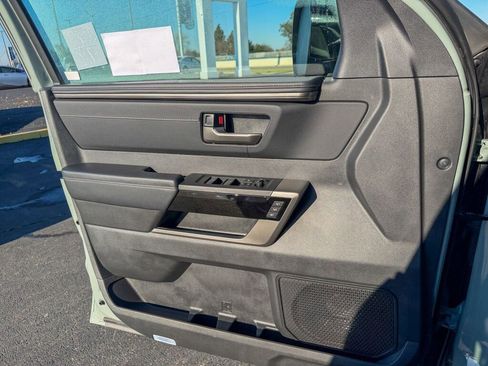 Used 2024 Toyota Tundra Limited image 13