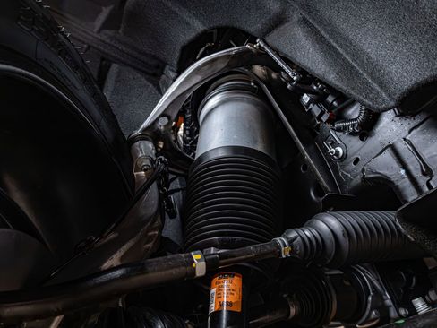 Used 2026 Cadillac Escalade Platinum Sport w/ LPO, ONYX Package image 12