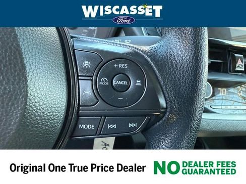 Used 2024 Toyota Corolla LE image 13
