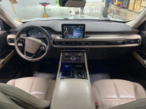 Certified 2023 Lincoln Aviator Reserve w/ Elements Package Plus AWD/4WD image 27