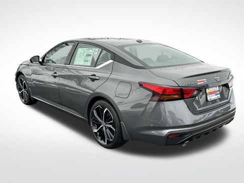 New 2025 Nissan Altima 2.5 SR w/ SR Premium Package image 3