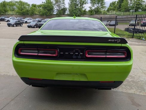 Used 2023 Dodge Challenger SRT Hellcat w/ Driver Convenience Group RWD image 6
