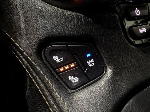 Used 2016 Chevrolet Tahoe LTZ RWD image 35