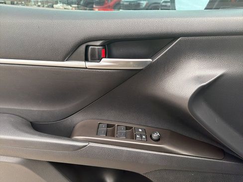 Used 2023 Toyota Camry LE image 13