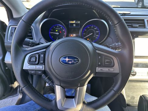 Used 2016 Subaru Outback 2.5i Limited image 20