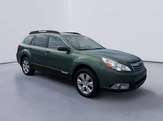 Used 2011 Subaru Outback 2.5i Premium AWD/4WD video 1