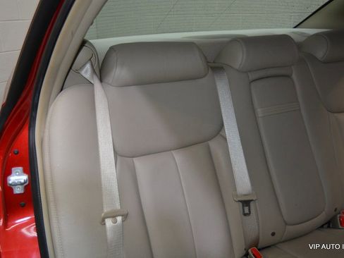 Used 2010 Cadillac DTS image 24