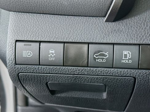 Used 2024 Toyota Camry SE FWD image 16