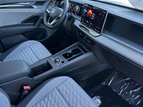 New 2026 Volkswagen Tiguan S image 16