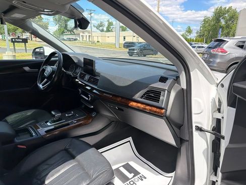 Used 2018 Audi Q5 2.0T Premium w/ Convenience Package AWD/4WD image 12