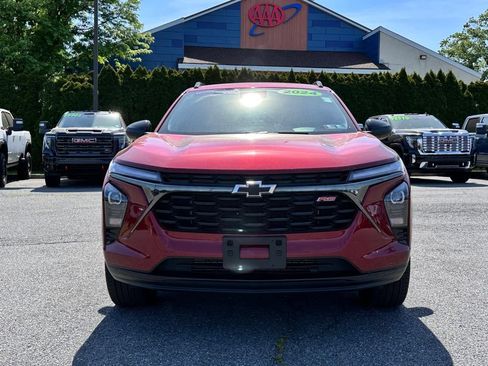 Certified 2024 Chevrolet Trax RS FWD image 5