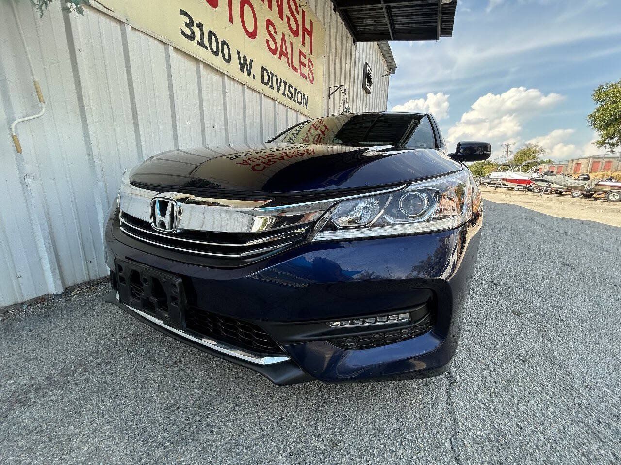 Used 2017 Honda Accord EX-L image 8
