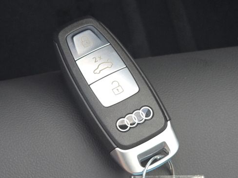 New 2026 Audi Q3 quattro 2.0T AWD/4WD image 28