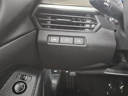 Used 2024 Nissan Altima 2.5 SV image 37