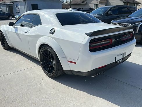 Used 2019 Dodge Challenger R/T Scat Pack w/ Widebody Package RWD image 7