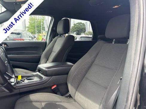 Used 2023 Dodge Durango GT RWD image 9