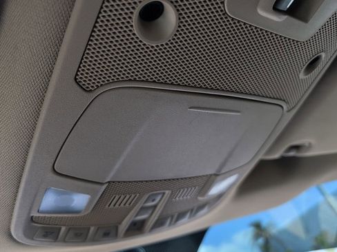 Used 2015 Ford F150 Lariat image 23