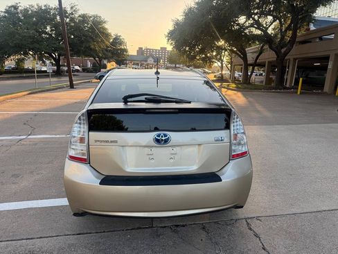 Used 2010 Toyota Prius Five FWD image 5