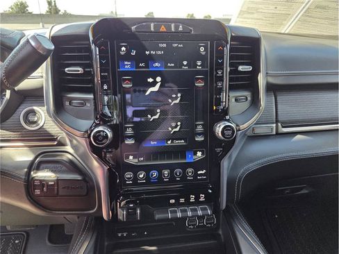Used 2019 RAM 2500 Limited AWD/4WD image 13