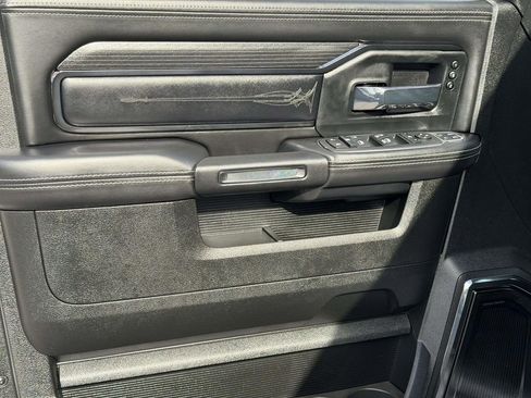 Used 2024 RAM 3500 Limited image 12