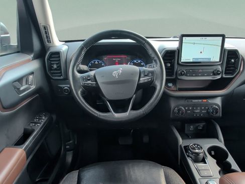 Used 2022 Ford Bronco Sport Outer Banks w/ Tech Package AWD/4WD image 11