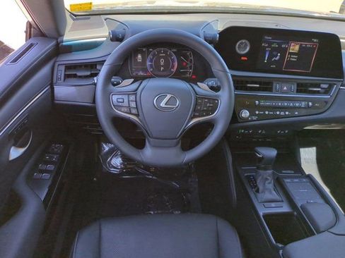 Certified 2022 Lexus ES 350 w/ Premium Package image 15