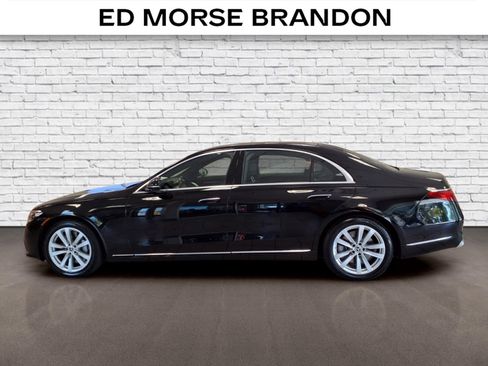Used 2025 Mercedes-Benz S 500 4MATIC image 2