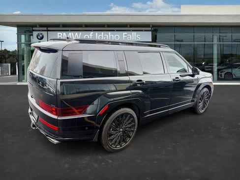 Used 2025 Hyundai Santa Fe Calligraphy image 8