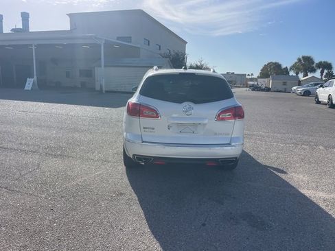 Used 2017 Buick Enclave Leather image 6