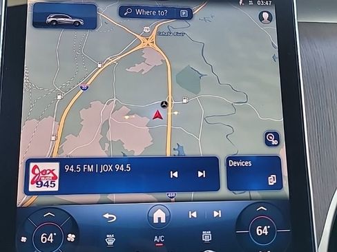 Used 2025 Mercedes-Benz GLC 300 4MATIC image 16