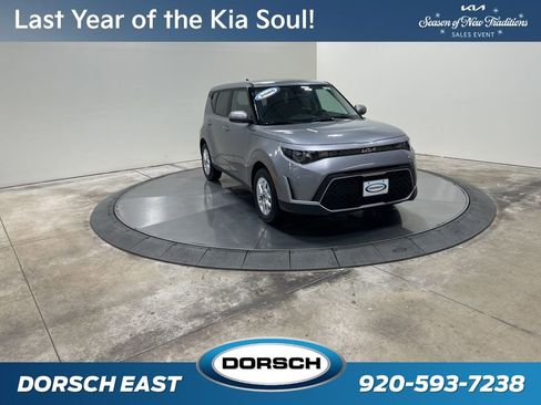 New 2025 Kia Soul LX image 3