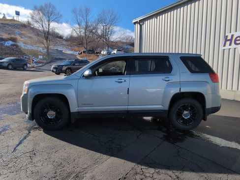 Used 2013 GMC Terrain SLE image 4