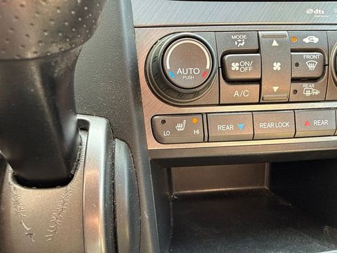 Used 2015 Honda Pilot Touring image 20