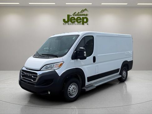 Used 2025 RAM ProMaster 2500 w/ U-Haul Equipment Group FWD image 1