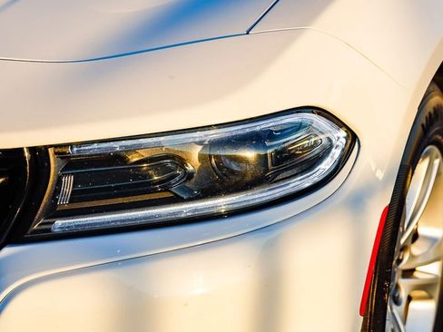 Used 2023 Dodge Charger SXT image 5