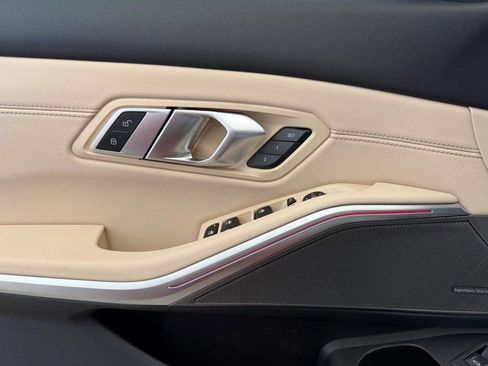 Used 2021 BMW 330i M SPORT w/ Executive Package image 32