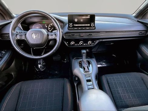 Used 2024 Honda HR-V Sport image 8