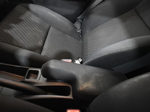 Used 2018 Honda Fit EX image 27