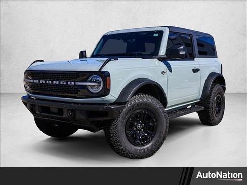 Used 2022 Ford Bronco Wildtrak AWD/4WD image 1