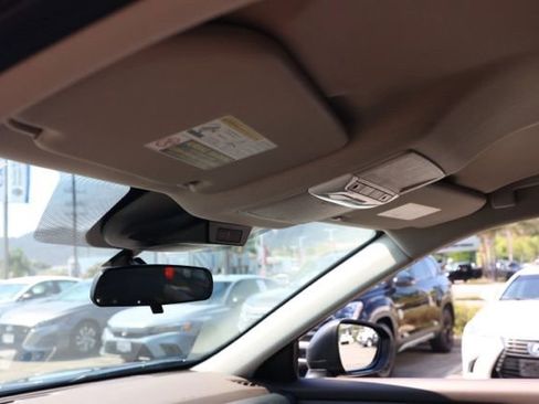 Certified 2023 Nissan Rogue S image 13