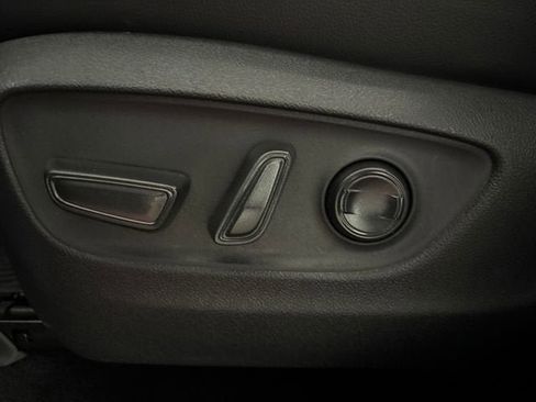 Used 2026 Toyota Grand Highlander AWD image 7