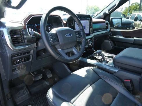 Used 2023 Ford F150 Lariat AWD/4WD image 22
