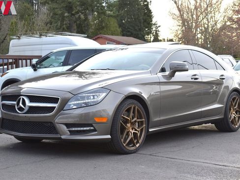 Used 2012 Mercedes-Benz CLS 550 image 8
