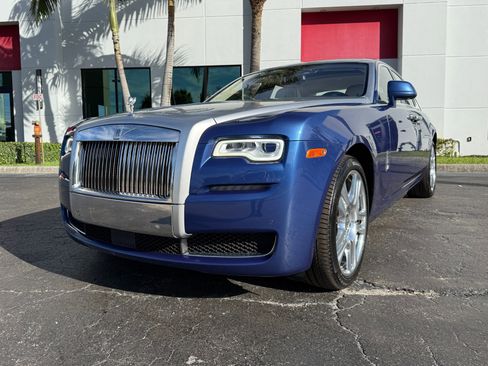 Used 2015 Rolls-Royce Ghost image 9