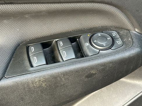 Certified 2024 Chevrolet Equinox RS w/ RS Leather Package image 9