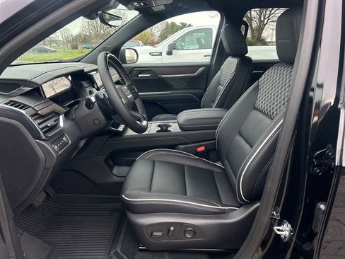 New 2026 GMC Acadia Denali image 11