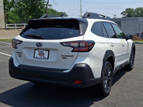 Certified 2023 Subaru Outback Onyx Edition AWD/4WD image 10