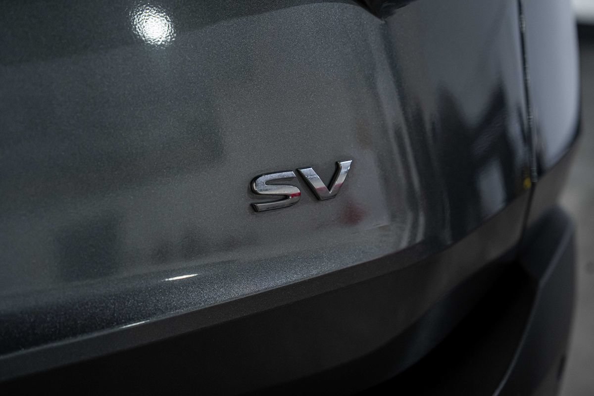 Used 2023 Nissan Rogue SV FWD image 9
