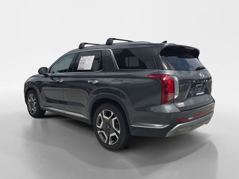 Used 2023 Hyundai Palisade Limited AWD/4WD image 5