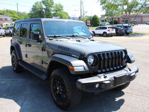 Used 2021 Jeep Wrangler Unlimited Sport AWD/4WD image 5